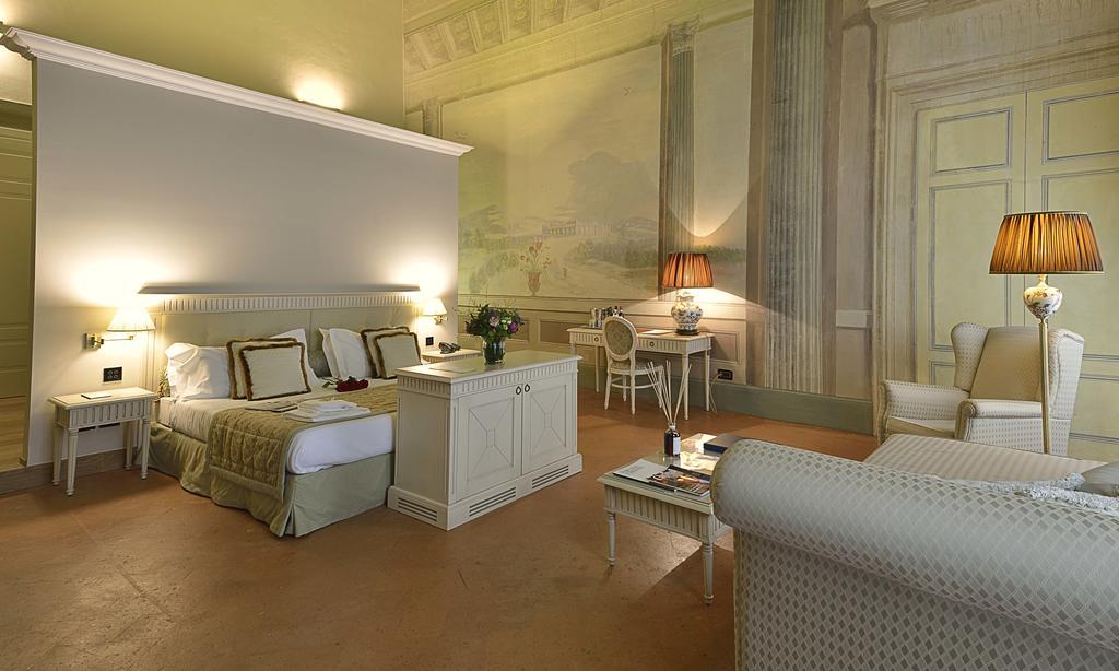 ปาลัซโซ จุชชาร์ดินี Hotel ฟลอเรนซ์ ภายนอก รูปภาพ